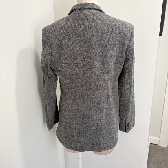 Max Mara Wool Blazer Tweed Boucle Gray Size Medium Made in Italy 3 Buttons - Picture 5 of 15